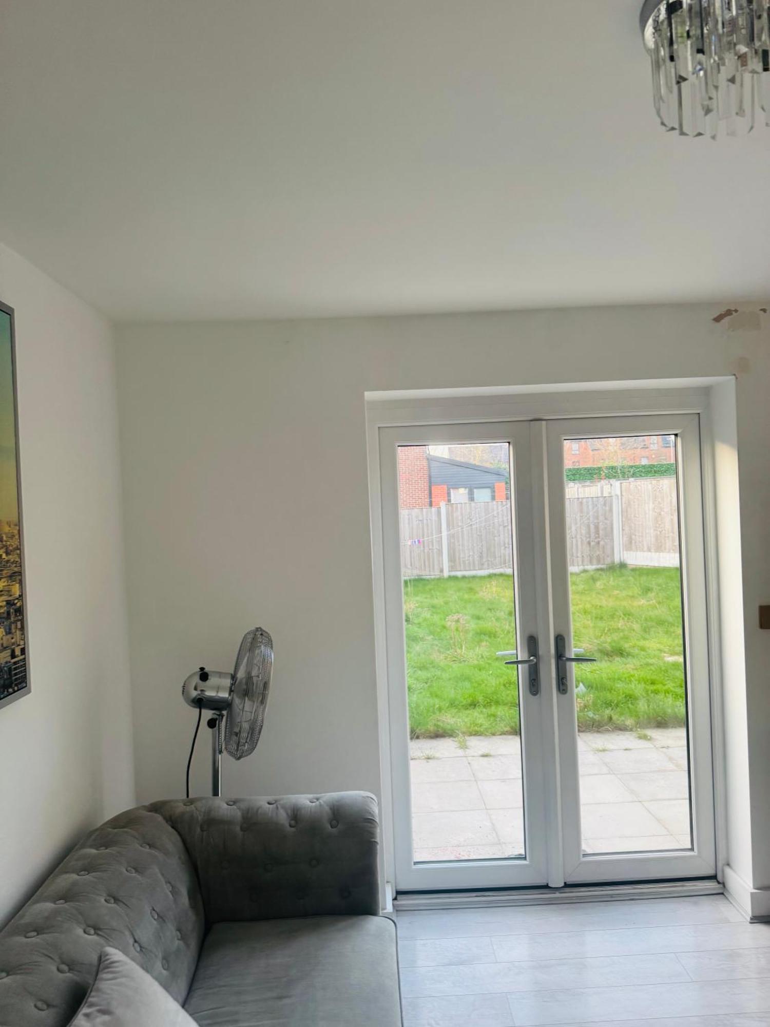 Modern Lux New Built Double Homestay Manchester